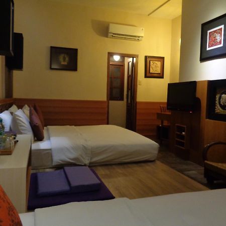 Dhanesvara Holistic Unique Homestay Wonocolo Экстерьер фото