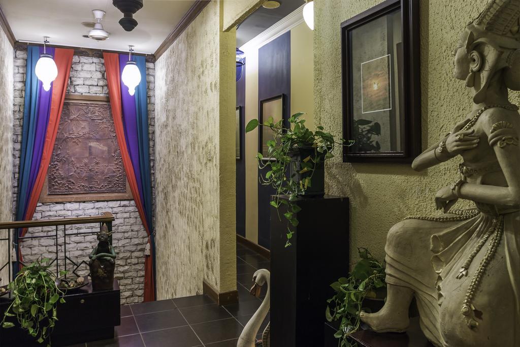 Dhanesvara Holistic Unique Homestay Wonocolo Экстерьер фото
