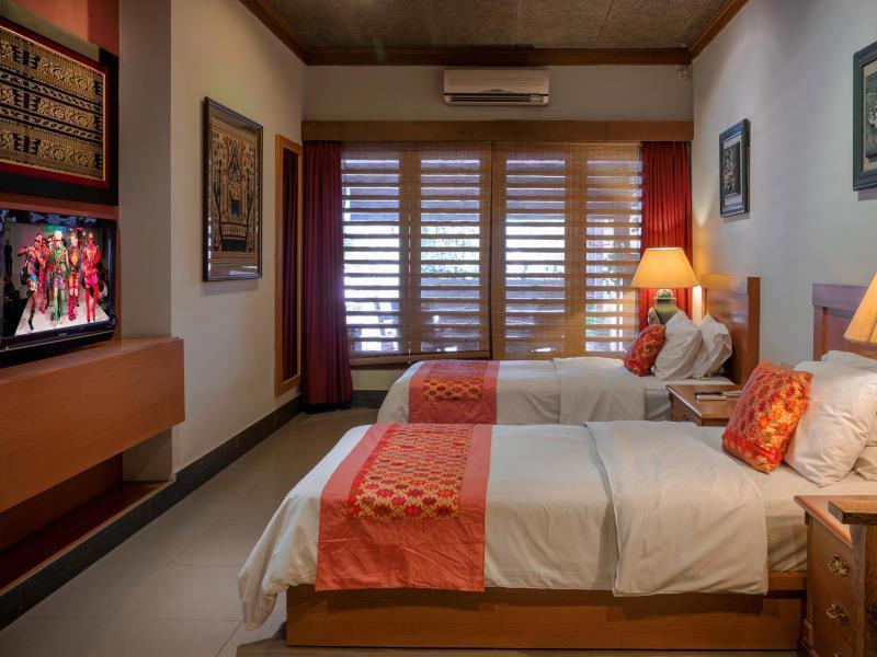 Dhanesvara Holistic Unique Homestay Wonocolo Экстерьер фото