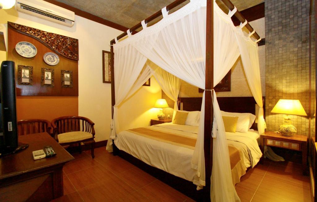 Dhanesvara Holistic Unique Homestay Wonocolo Экстерьер фото