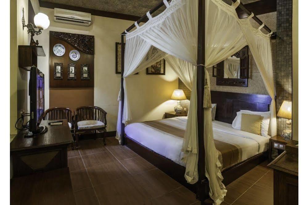 Dhanesvara Holistic Unique Homestay Wonocolo Экстерьер фото