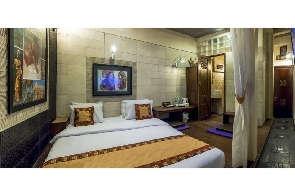 Dhanesvara Holistic Unique Homestay Wonocolo Экстерьер фото