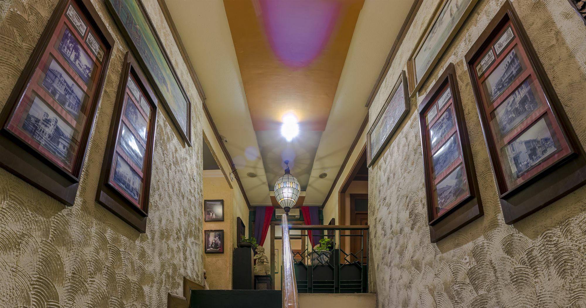 Dhanesvara Holistic Unique Homestay Wonocolo Экстерьер фото